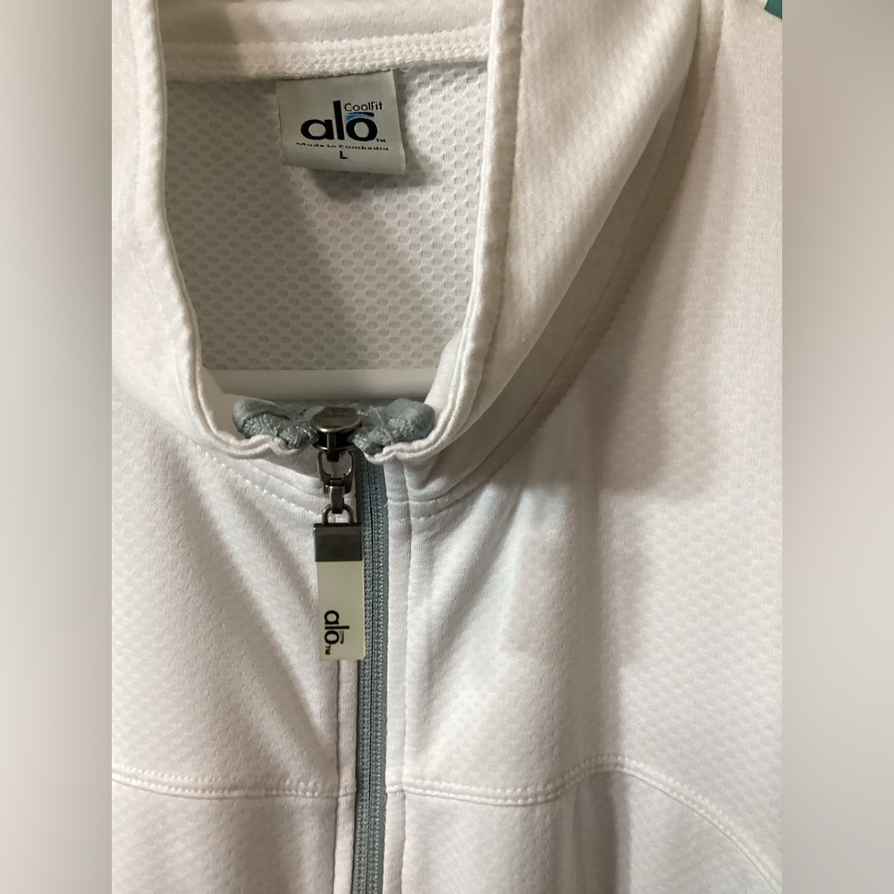 Alo women’s athletic White Full-Zip Jacket size large - Picture 11 of 16